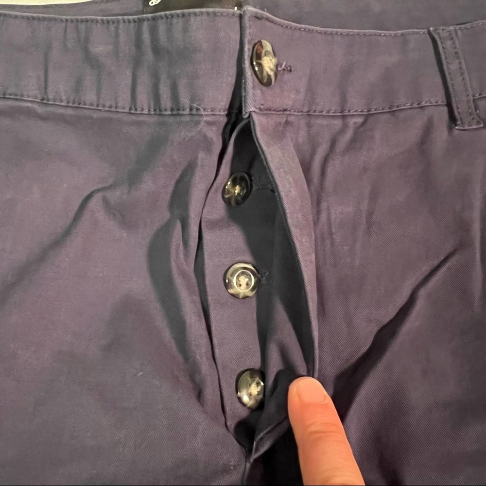 Asos Design NEW Button Fly Skinny Chino Shorts in Navy Blue 38 Waist - Picture 6 of 7